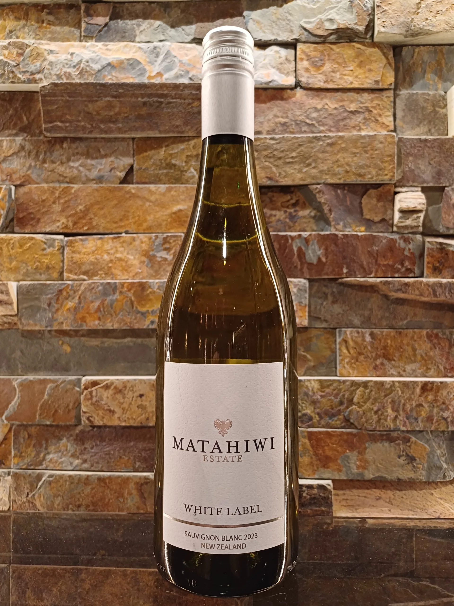 Matahiwi Estate Sauvignon Blanc is designed to be enjoyed fresh and young, without the need for extensive cellaring.