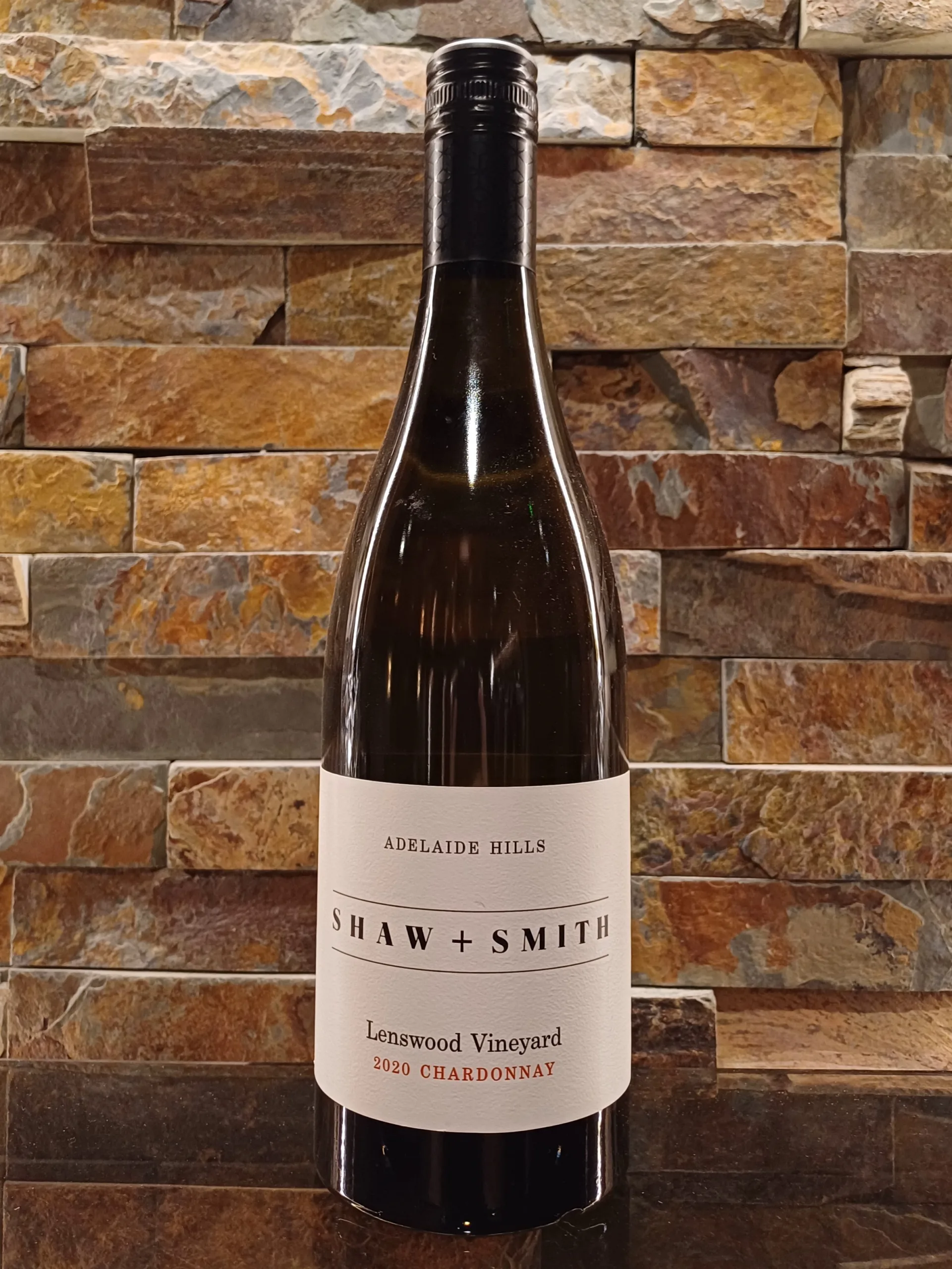 The Shaw and Smith Lenswood Vineyard Chardonnay 2020 is a testament to the meticulous vineyard management and winemaking expertise that Shaw and Smith are renowned for