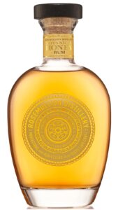 100% single pot distilled rum, aged with a perfect balance of Botanicals and Honey to complement the Cornish rum.
