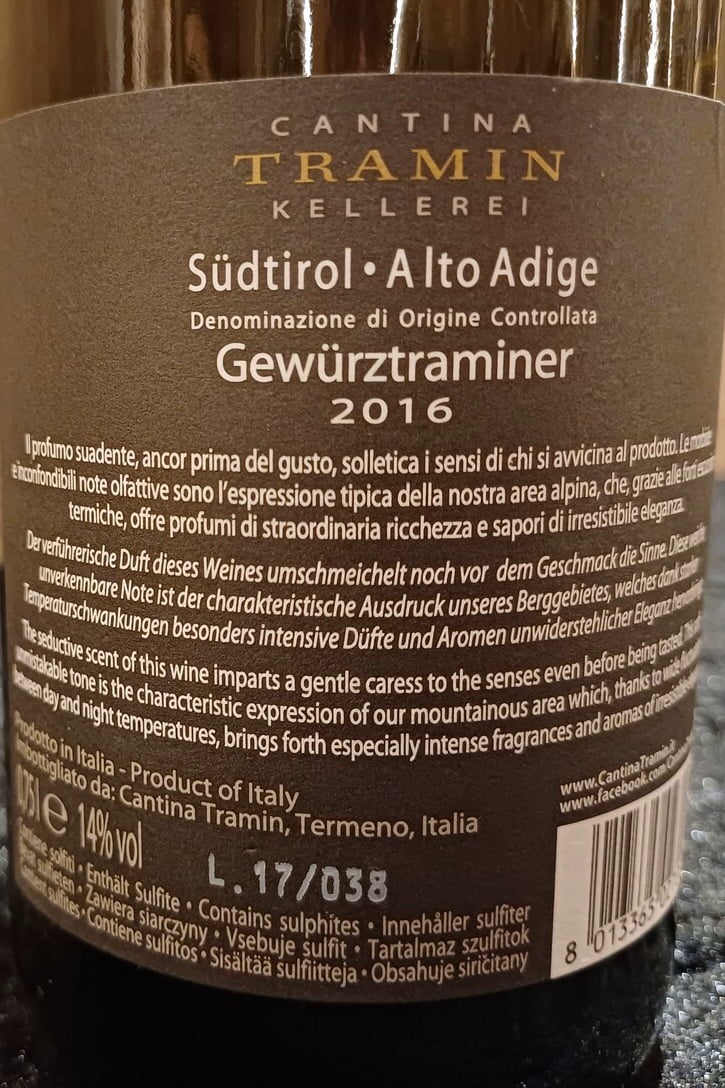 The Cantina Tramin Gewurztraminer 2016 - Aromatic and spicy Traminer. Lychee and grapefruit. Ripe tropical fruit flavor. Medium-low acidity. Rich and dense. Close to Alsace style. Pleasant fruity finish.