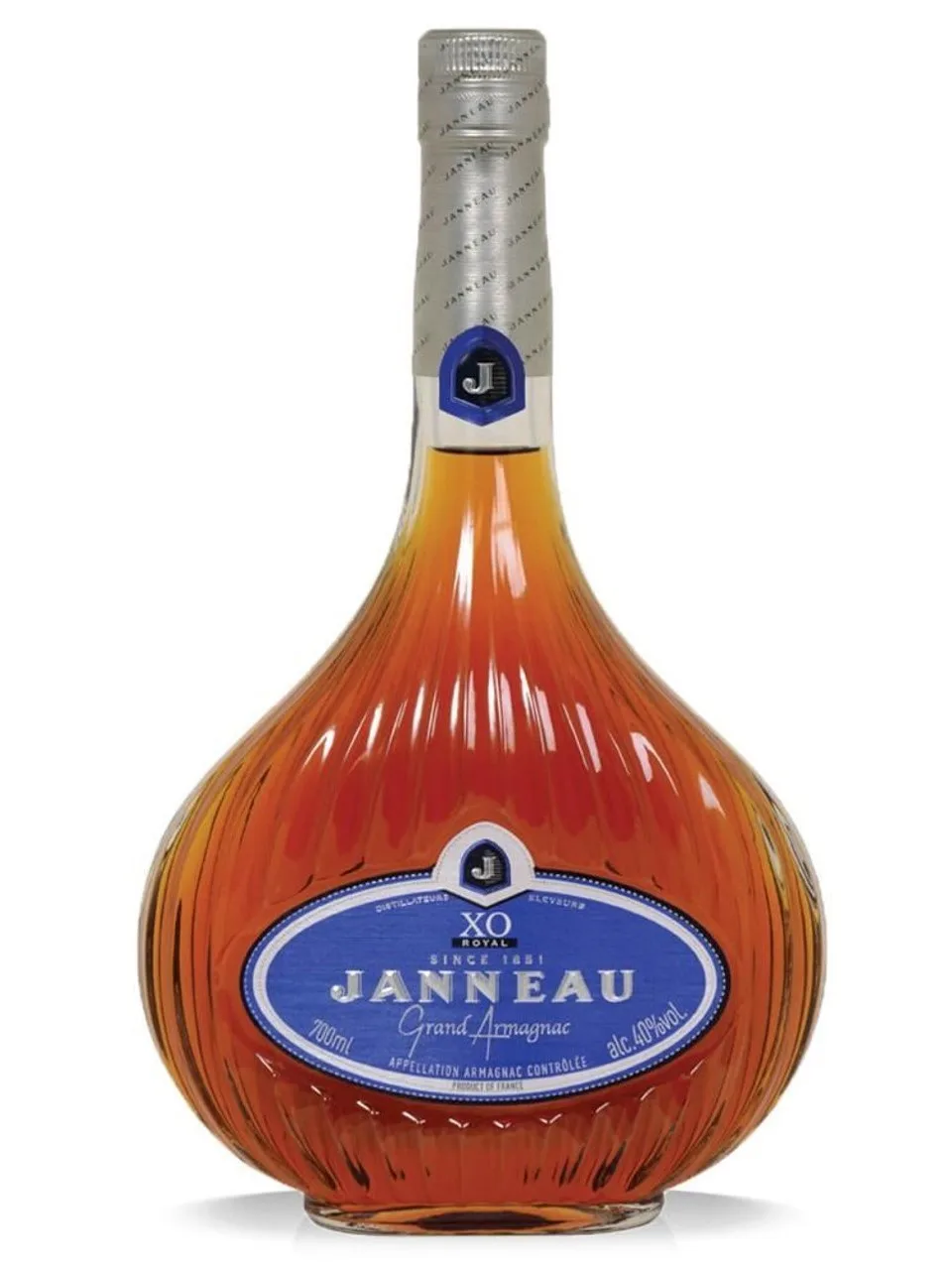 Janneau XO Armagnac is a liquid embodiment of elegance and complexity, a sensory journey that unfolds like the chapters of an intricate story.
